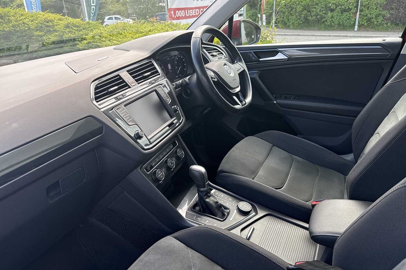 Volkswagen Tiguan 2.0 TSI 180PS SEL 4Motion DSG 5