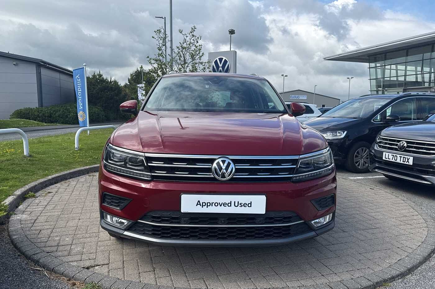 Volkswagen Tiguan 2.0 TSI 180PS SEL 4Motion DSG 5