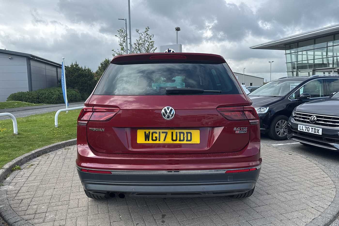 Volkswagen Tiguan 2.0 TSI 180PS SEL 4Motion DSG 5