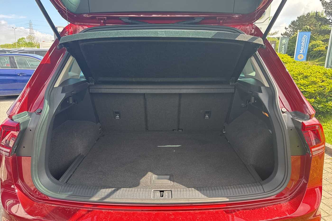 Volkswagen Tiguan 2.0 TSI 180PS SEL 4Motion DSG 5