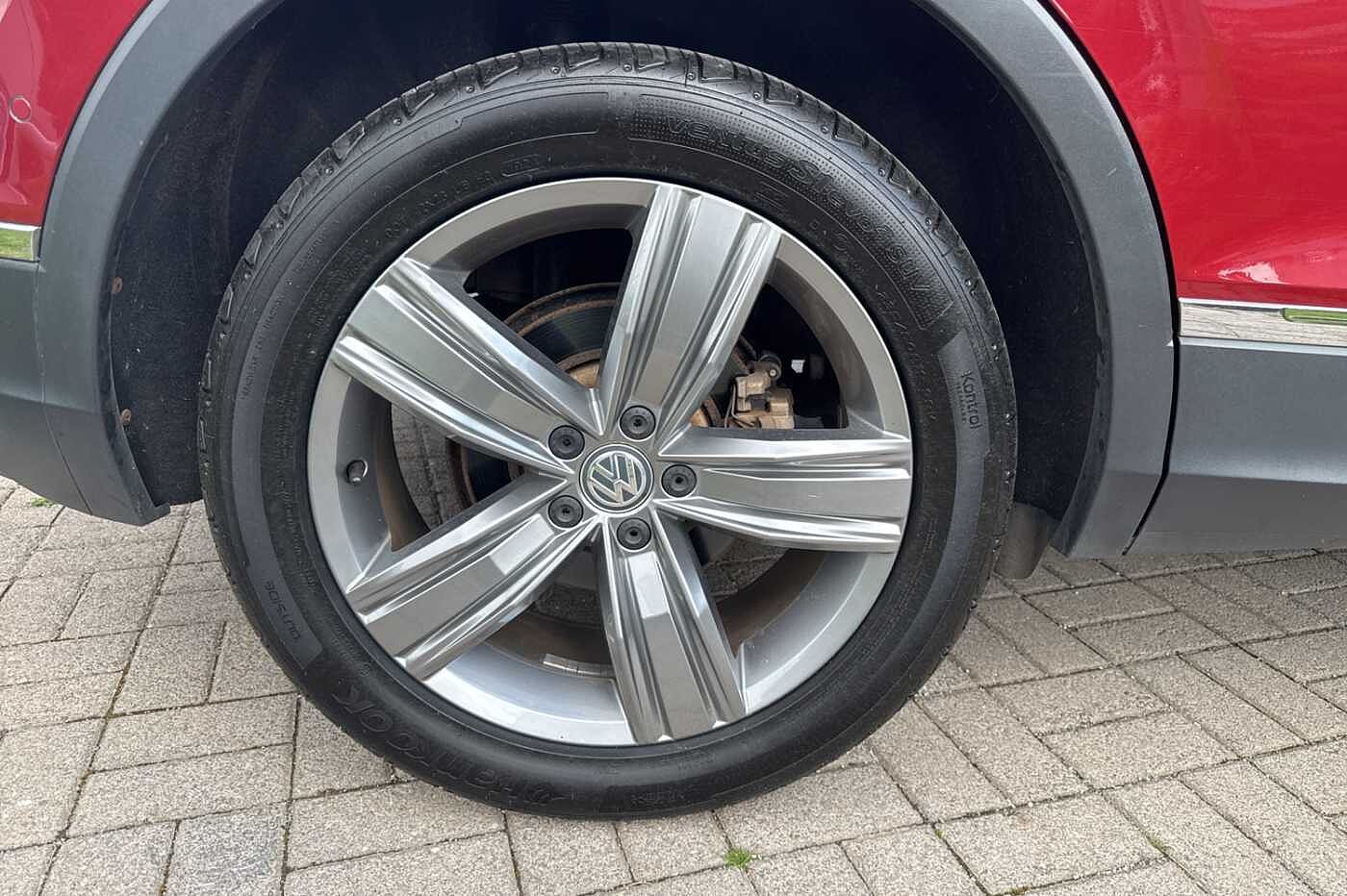 Volkswagen Tiguan 2.0 TSI 180PS SEL 4Motion DSG 5